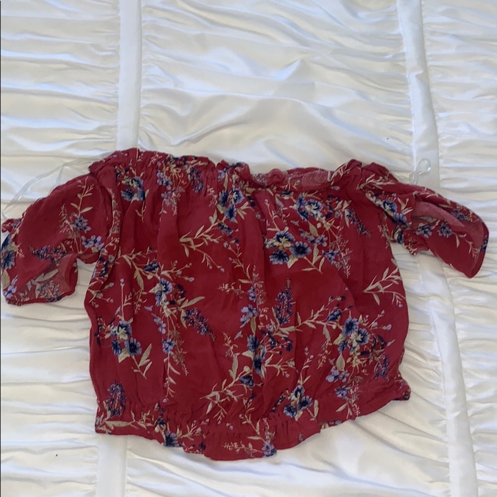 American Eagle off the shoulder top